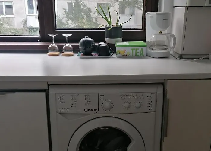 Cozy Grant Bucureşti